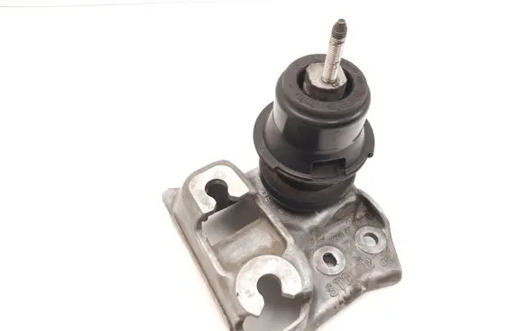 Subaru Legacy Engine mount bracket 0905295192 STDR