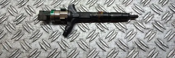 Toyota Corolla E120 E130 Fuel injector 2367027020
