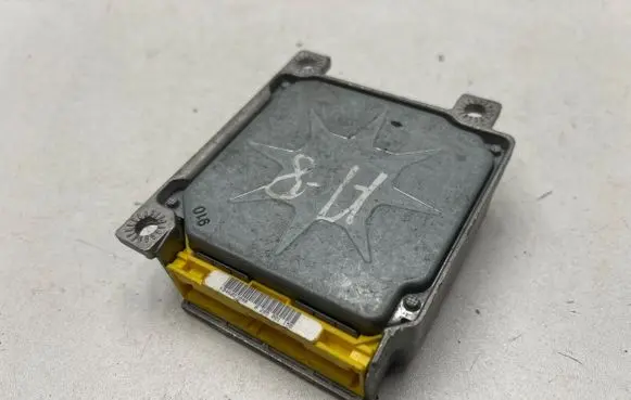 Audi A3 S3 8L Airbag control unit/module 4D0959655C 0285001150