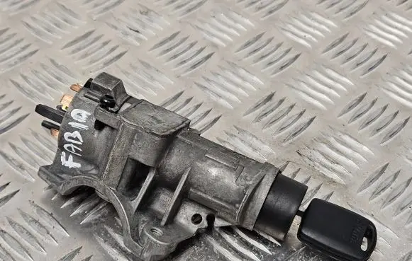 Skoda Fabia Mk1 (6Y) Ignition lock 4B0905851C