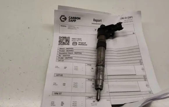 Land Rover Freelander 2 - LR2 Fuel injector 0445115042