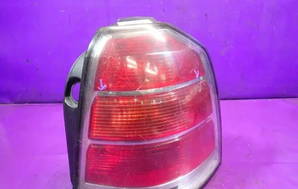 Opel Zafira B Rear/tail lights 24451843R