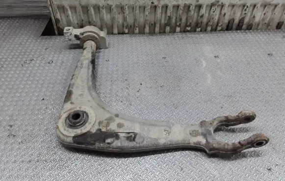 Peugeot 407 Front lower control arm/wishbone