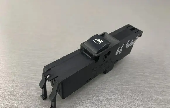 BMW 3 E90 E91 Electric window control switch 8381511 61318381511 61316902177