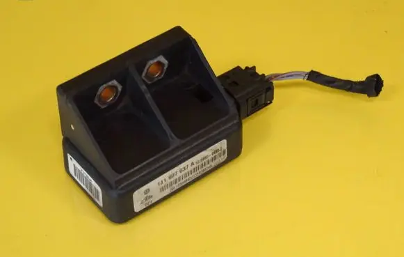 Volkswagen Golf IV ESP acceleration yaw rate sensor 1J1907637A