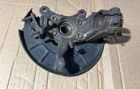 Volkswagen Caddy Front wheel hub