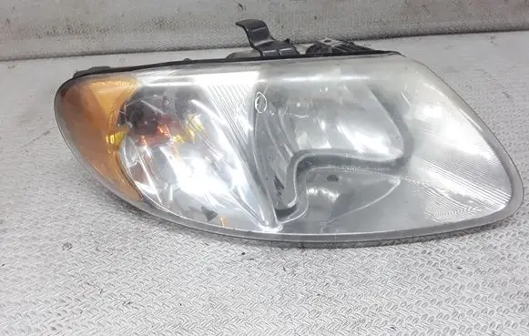 Chrysler Voyager Headlight/headlamp