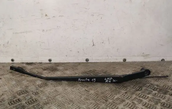 Subaru Forester SK Front wiper blade arm 2729