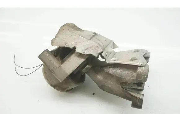 Audi A6 C7 Engine mount bracket 8K0199307BJ