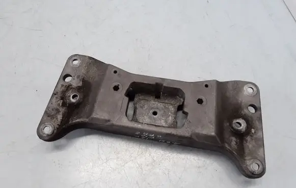 BMW 5 F10 F11 Engine mount bracket 22316781222