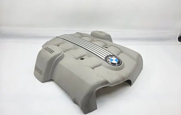 Engine cover (trim)