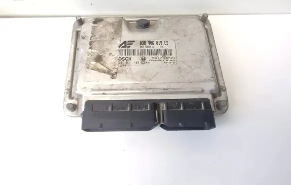 Ford Galaxy Engine control unit/module 038906019LD 0281011198