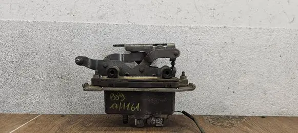 Mercedes-Benz E W212 Bonnet Pedestrian Airbag Actuator A2129067701 19033900016 212906701