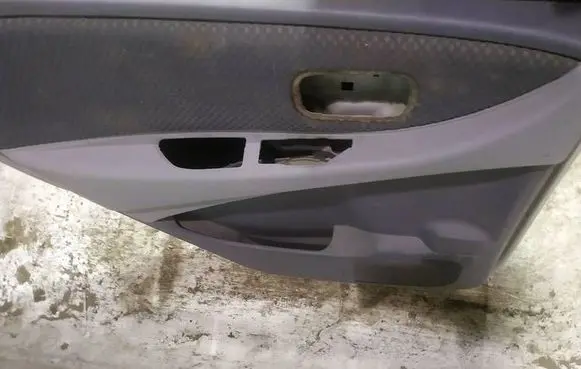 Nissan Almera Tino Rear door card panel trim 