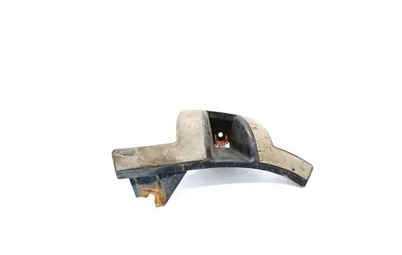 Front bumper mounting bracket