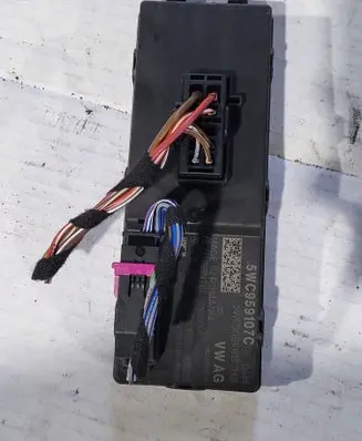 Volkswagen Tiguan Tailgate/trunk control unit/module 5WC959107C