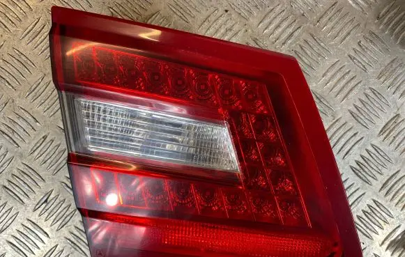 Mercedes-Benz E W212 Tailgate rear/tail lights