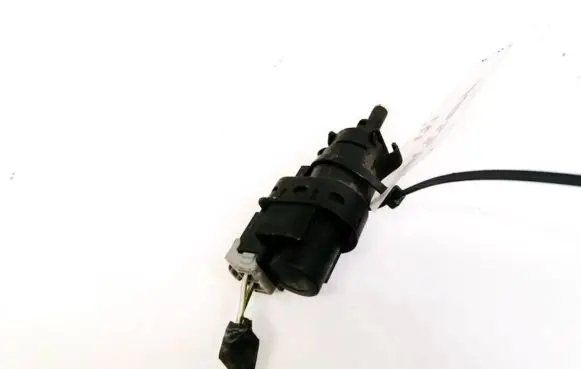 Ford Focus Brake pedal sensor switch 3M5T13480AB 3M5T-13480-AB