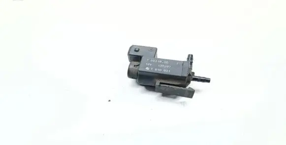 Vacuum valve