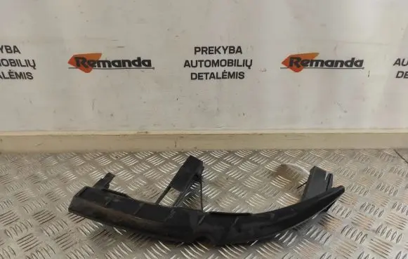 Renault Scenic II - Grand scenic II Front bumper mounting bracket 8200183741 00003S29