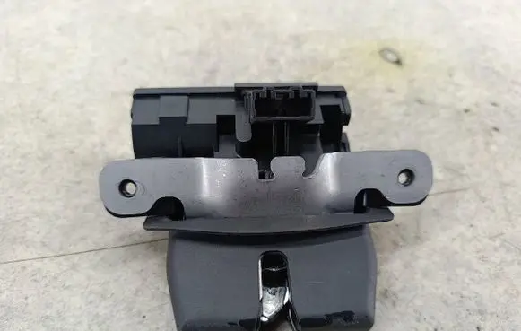 Ford Fiesta Tailgate lock latch 8S61A46420A
