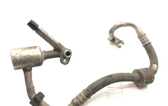 Air conditioning (A/C) pipe/hose