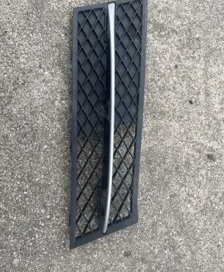 BMW 5 F10 F11 Front bumper lower grill 7200700