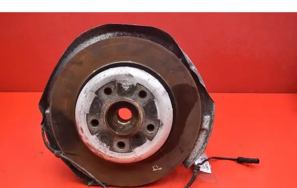 BMW 5 F10 F11 Front wheel hub spindle knuckle 6796100