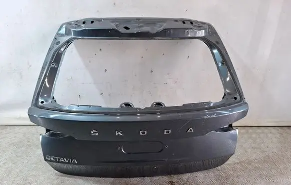 Skoda Octavia Mk4 Tailgate/trunk/boot lid 5E7827105