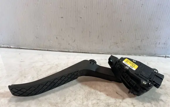 Audi Q7 4L Accelerator throttle pedal 7L0723507D 6PV00802624