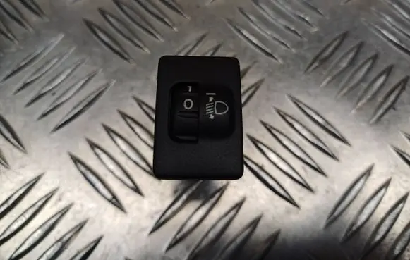 Toyota Yaris Headlight level height control switch 841520D080