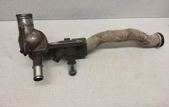 Thermostat/thermostat housing