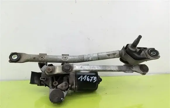 Peugeot 1007 Front wiper linkage