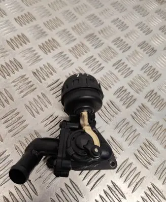Audi A4 S4 B9 Coolant heater control valve 059121737AR