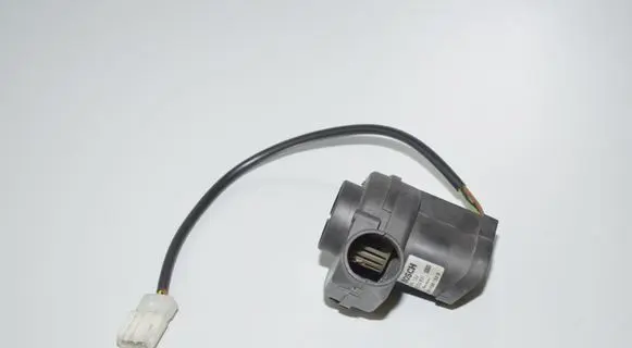 BMW 5 E39 Engine control unit/module fan 1745182 0130002831 12901702435