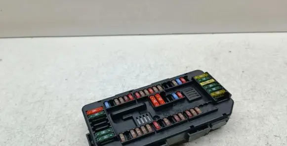 BMW 1 F20 F21 Fuse module 9337879 61149337879