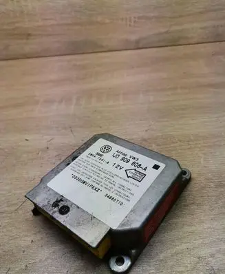 Volkswagen Golf III Airbag control unit/module 1J0909608A 5WK41541A