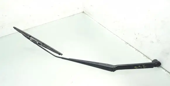 Subaru Impreza III Front wiper blade arm 7534