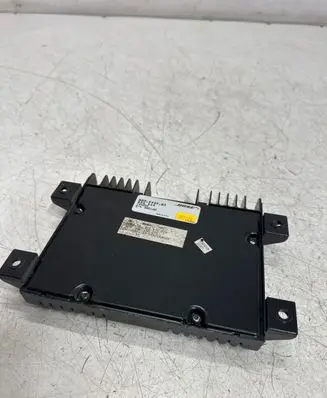 Audi A3 S3 8L Sound amplifier 184256