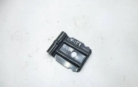 Battery bracket