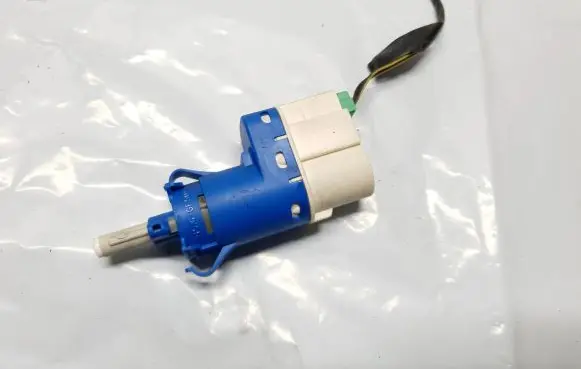 Ford Focus Brake pedal sensor switch 3M5T-9C872-AC