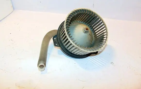 Mazda 323 Heater fan/blower BJ0E61B10 8940000081 HB111BJ0EA03