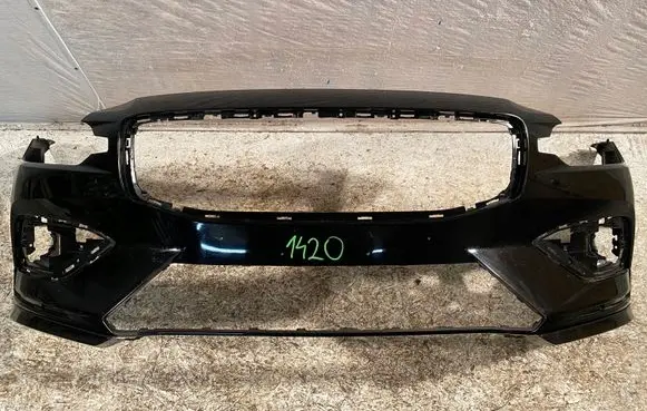 Volvo V60 Front bumper 31690589