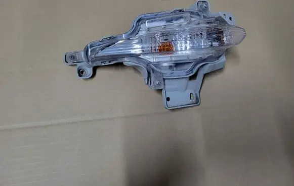 Mazda 3 III Front indicator light B63C51350MAZDA