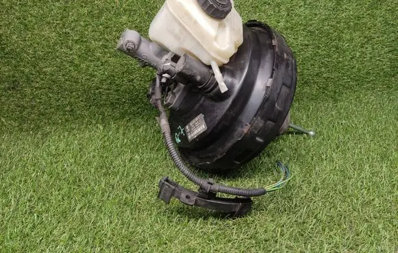 Audi Q7 4L Brake booster 7L8612101F 03786947014
