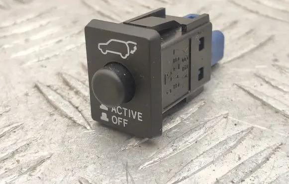Mitsubishi Outlander Other switches/knobs/shifts 15A257