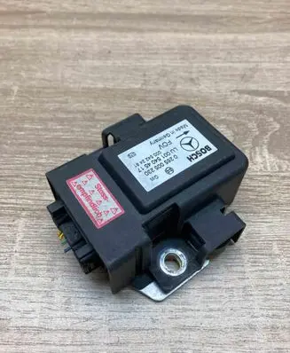 Mercedes-Benz E W210 ESP acceleration yaw rate sensor 0015404517 0265005230
