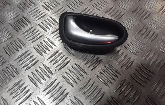 Nissan Primera Front door interior handle 500670054 82671AV600
