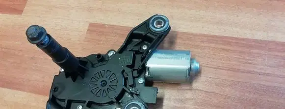 Renault Espace V (RFC) Rear window wiper motor 287109757R 0390205014