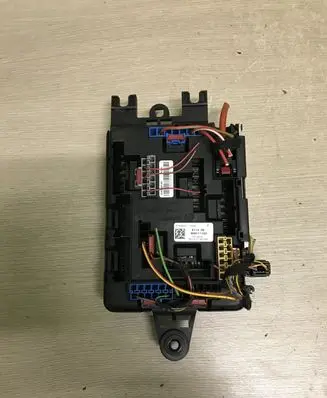 BMW 1 F20 F21 Fuse module 926111103